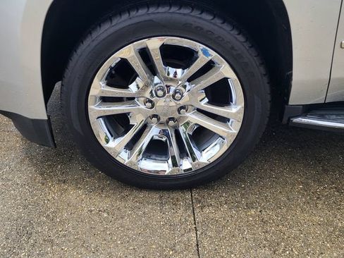 Used 2019 GMC Yukon SLT w/ Premium Edition RWD image 9