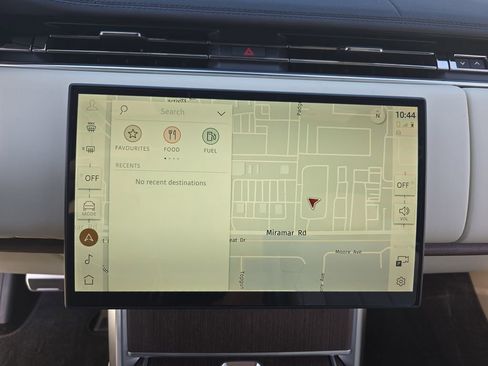 New 2026 Land Rover Range Rover SE AWD/4WD image 23