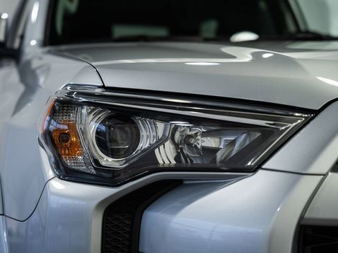 Used 2023 Toyota 4Runner SR5 Premium w/ Moonroof Package image 9