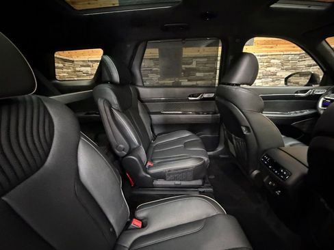 Used 2025 Hyundai Palisade Calligraphy image 32
