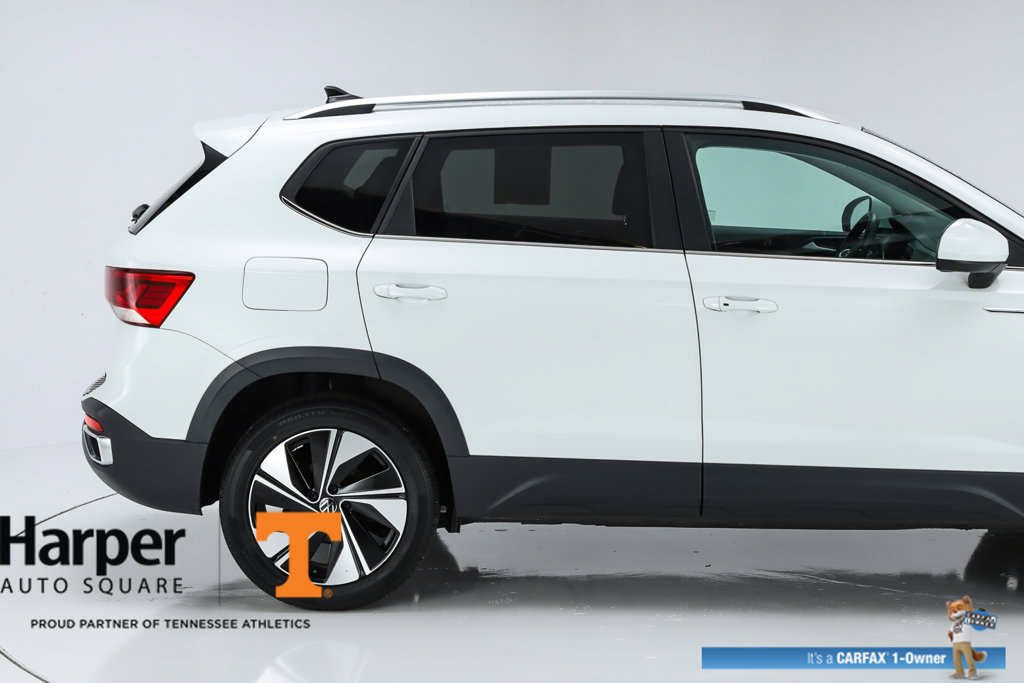 Used 2023 Volkswagen Taos SE w/ Panoramic Sunroof Package AWD/4WD image 49