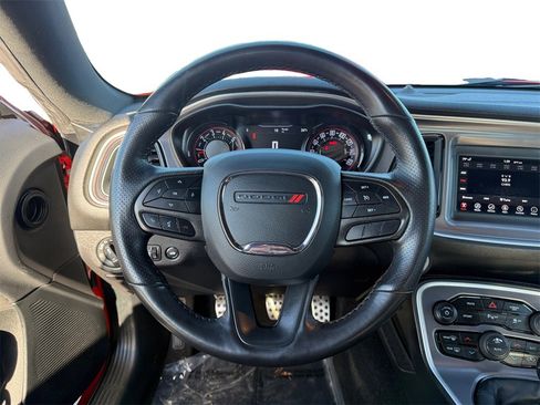 Used 2022 Dodge Challenger R/T w/ Driver Convenience Group image 12