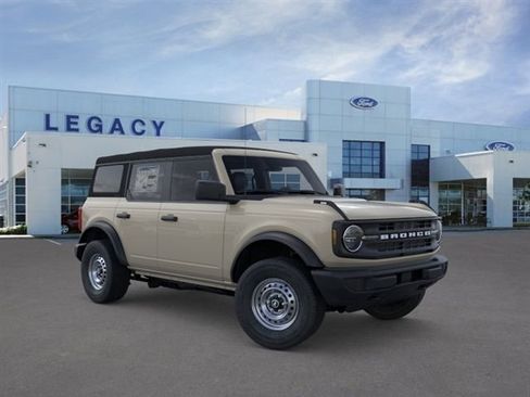 New 2026 Ford Bronco 4-Door AWD/4WD image 7