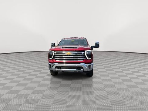 Certified 2025 Chevrolet Silverado 3500 LTZ w/ LTZ Premium Package AWD/4WD image 4