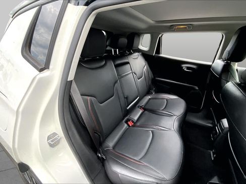Used 2020 Jeep Compass Trailhawk w/ Leather Interior Group AWD/4WD image 21