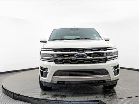 Used 2023 Ford Expedition Limited image 11