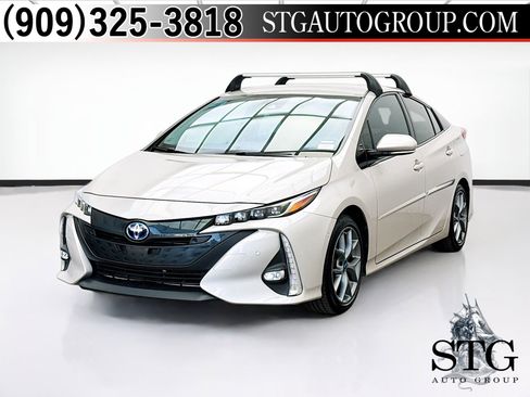 Used 2019 Toyota Prius Prime Advanced FWD image 1
