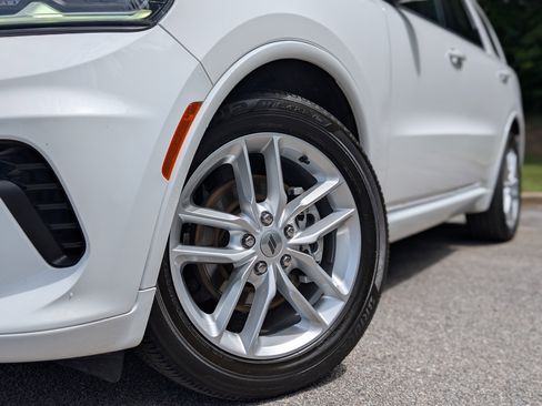 Used 2024 Dodge Durango GT RWD image 36