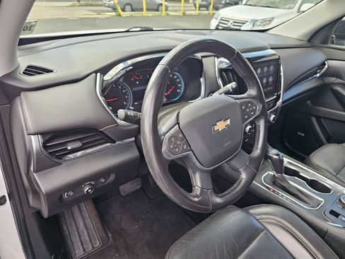 Used 2020 Chevrolet Traverse Premier w/ Redline Edition AWD/4WD image 31