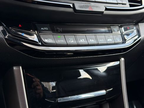 Used 2017 Honda Accord Sport Special Edition image 28