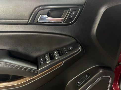 Used 2018 Chevrolet Tahoe LT image 13