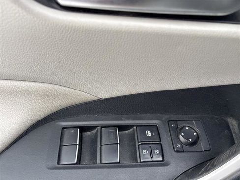 Certified 2019 Toyota RAV4 XLE Premium image 18