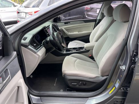 Used 2018 Hyundai Sonata SEL w/ Cargo Package image 9