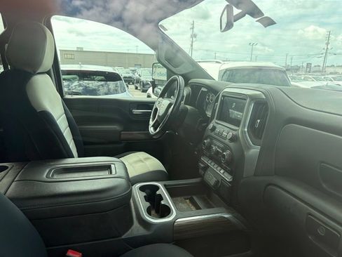 Used 2021 Chevrolet Silverado 2500 LT w/ Convenience Package AWD/4WD image 17