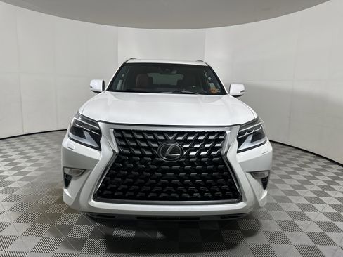 Used 2021 Lexus GX 460 Premium w/ Premium Package image 2