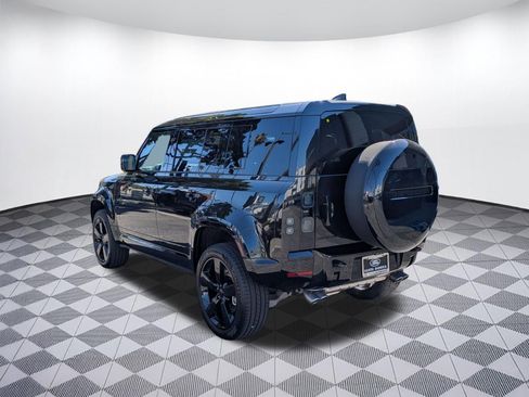 New 2026 Land Rover Defender 110 X-Dynamic SE AWD/4WD image 3