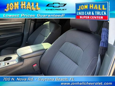 Used 2019 Nissan Altima 2.5 SV FWD image 16