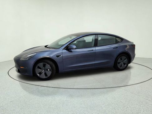 Used 2023 Tesla Model 3 Standard Range RWD image 15