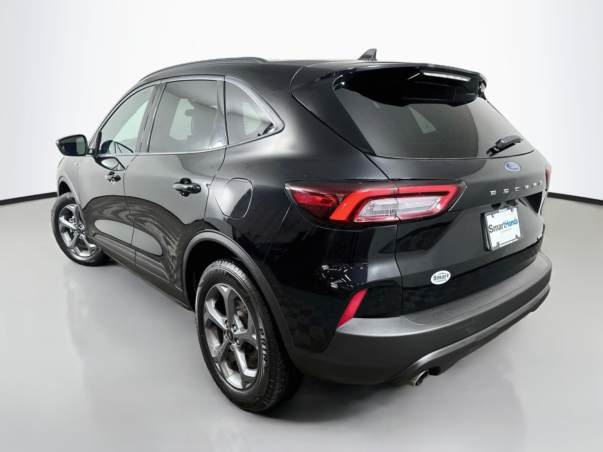 Used 2025 Ford Escape ST-Line Select AWD/4WD image 5