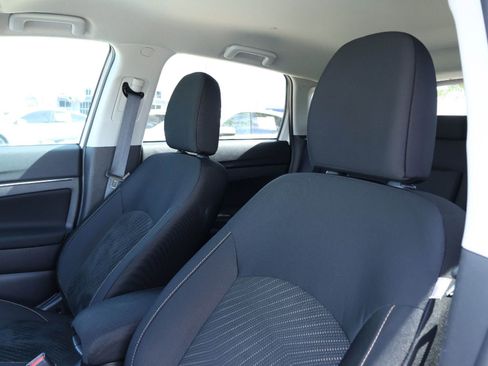 Used 2015 Mitsubishi Outlander Sport SE image 11