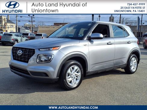 Used 2024 Hyundai Venue SE image 1