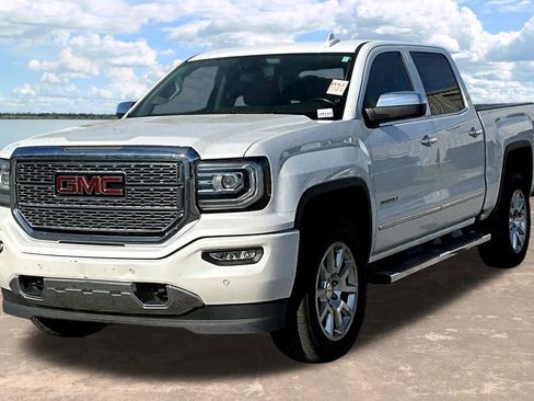 Used 2018 GMC Sierra 1500 Denali image 2