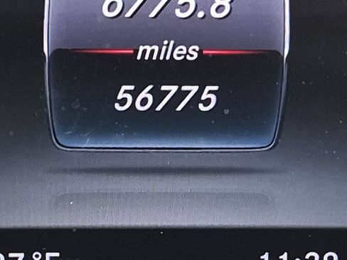 Used 2019 Mercedes-Benz GLC 300 4MATIC image 17