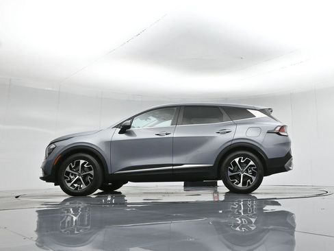 Used 2023 Kia Sportage EX image 54