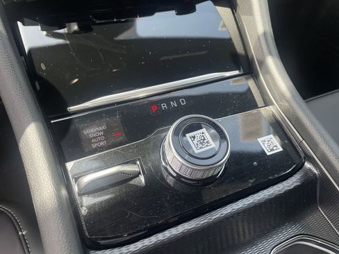 New 2025 Jeep Grand Cherokee L Limited w/ Black Appearance Package image 21