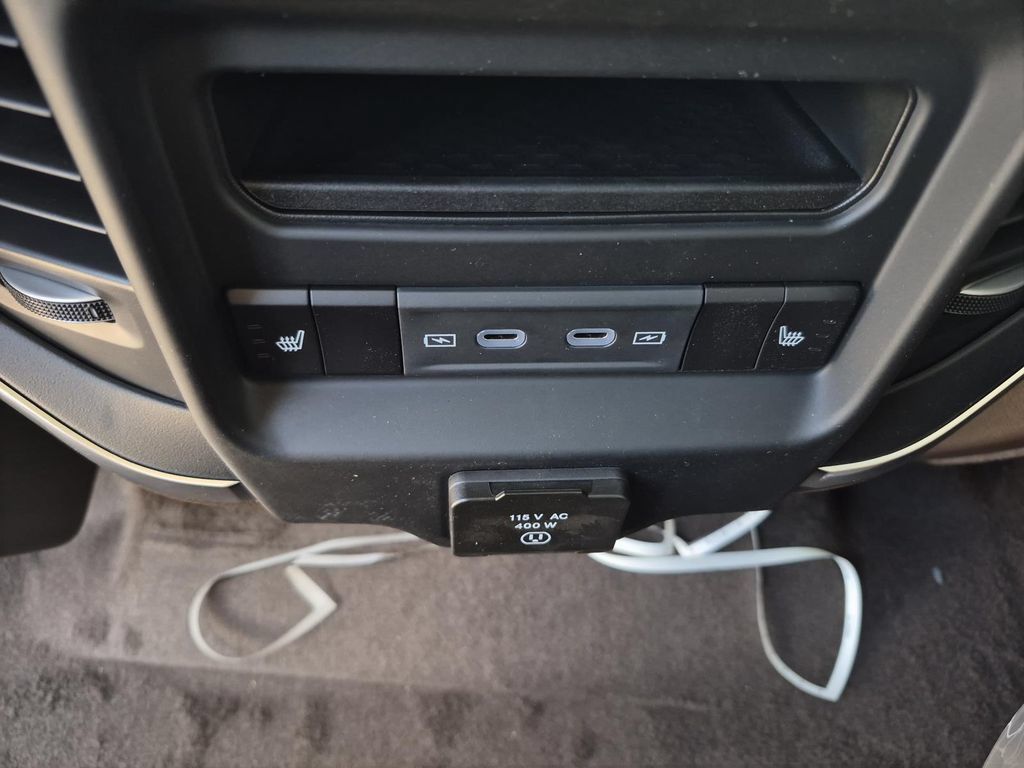 New 2026 RAM 1500 Laramie w/ Advanced Safety Group II AWD/4WD image 17