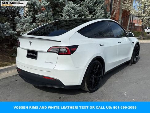 Used 2022 Tesla Model Y Performance image 8