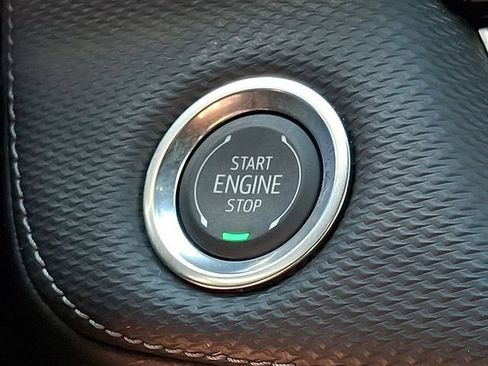 Used 2026 Chevrolet Equinox LT FWD image 23