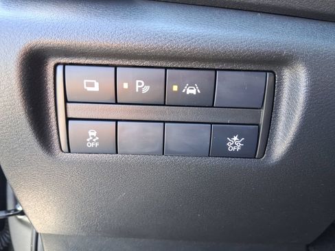 Used 2023 Nissan Versa S w/ S Plus Package FWD image 23
