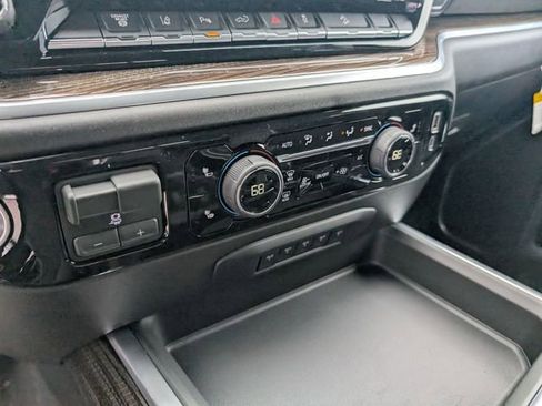 New 2026 Chevrolet Silverado 2500 LT w/ Z71 Chrome Sport Edition image 22