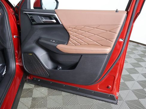 New 2025 Mitsubishi Outlander SEL image 29