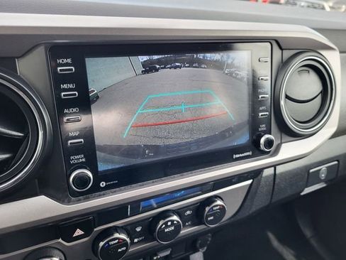 Used 2023 Toyota Tacoma SR5 w/ Technology Package image 17