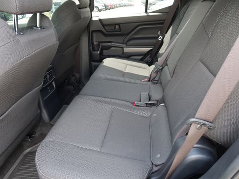 Used 2026 Toyota 4Runner SR5 AWD/4WD image 18