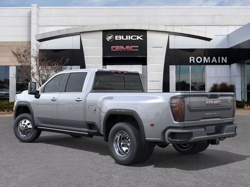 New 2026 GMC Sierra 3500 Denali w/ Denali Reserve Package AWD/4WD image 3