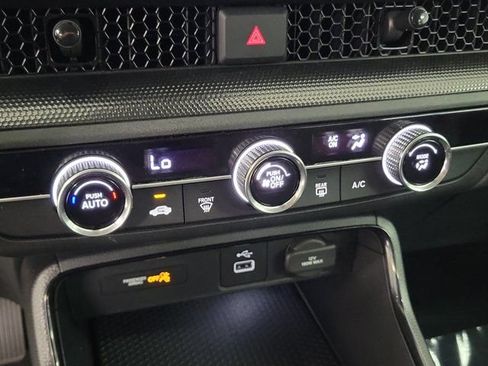 Used 2025 Honda CR-V LX image 30
