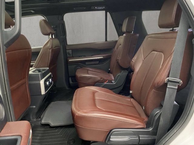 Used 2022 Ford Expedition Limited AWD/4WD image 9