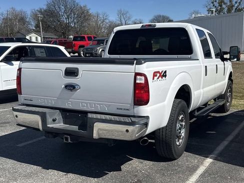 Used 2016 Ford F250 XLT w/ XLT Premium Package image 6