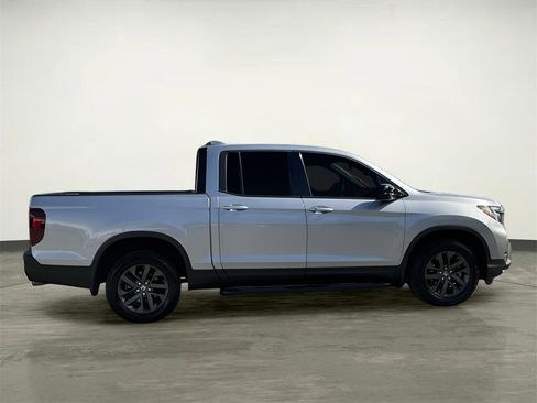 Used 2021 Honda Ridgeline Sport image 9
