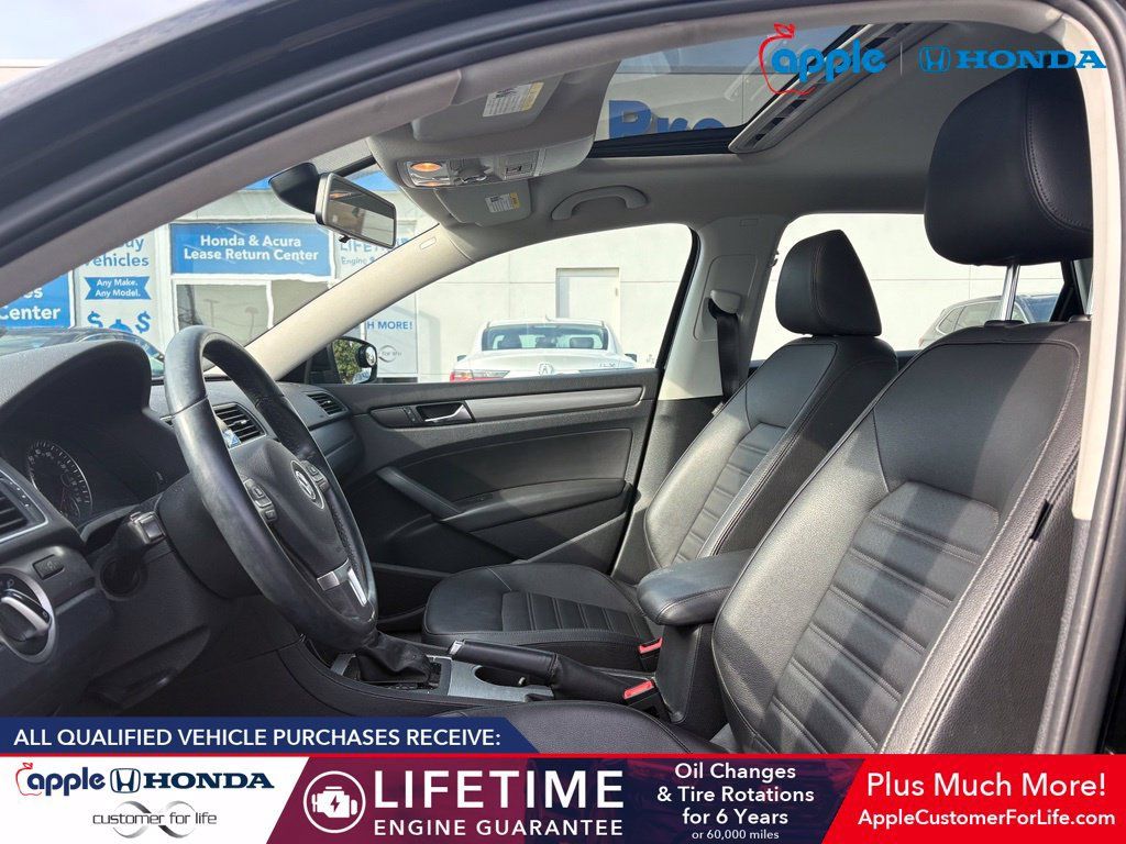 Used 2015 Volkswagen Passat 1.8T SE FWD image 6