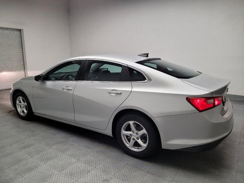 Used 2017 Chevrolet Malibu LS FWD image 3