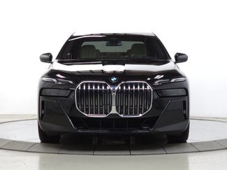 Used 2025 BMW 760i xDrive w/ Premium Package video 2