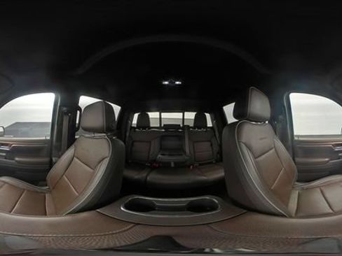 Used 2023 GMC Sierra 1500 Denali w/ Technology Package AWD/4WD image 31
