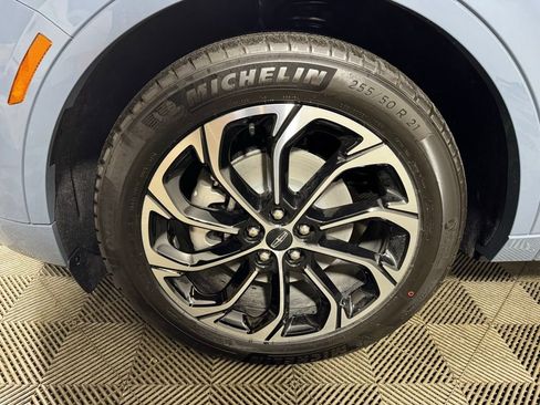 New 2026 Lincoln Nautilus Reserve image 7