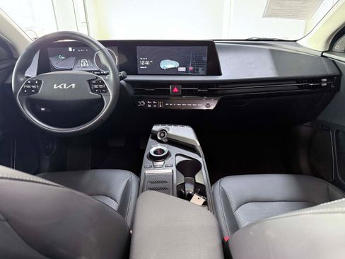 Used 2024 Kia EV6 Wind w/ Wind Technology Package AWD/4WD image 17