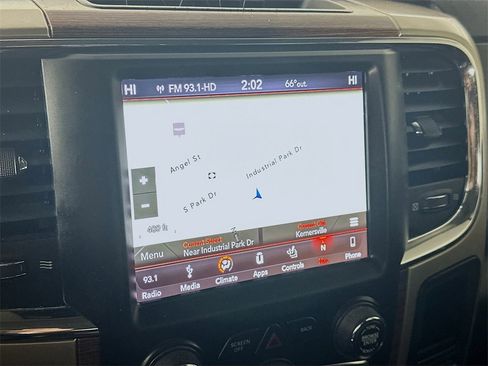 Used 2018 RAM 3500 Laramie image 19