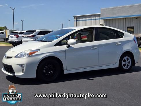 Used 2015 Toyota Prius Four FWD image 7
